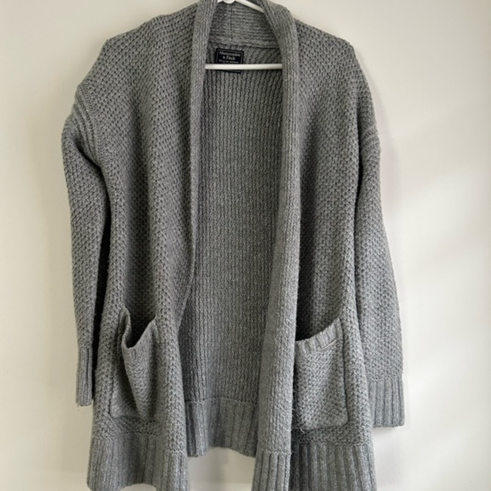 ABERCROMBIE knit cardigan